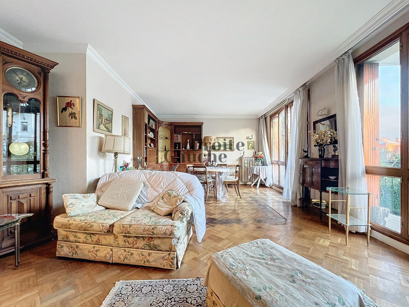 Appartement - 79 m² - 3 pièces