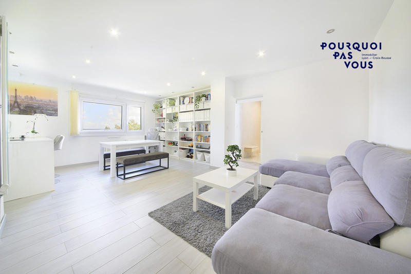 Appartement - 80 m² - 3 pièces