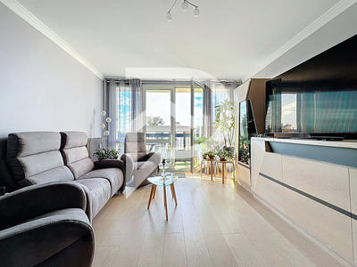 Appartement - 70 m² - 3 pièces