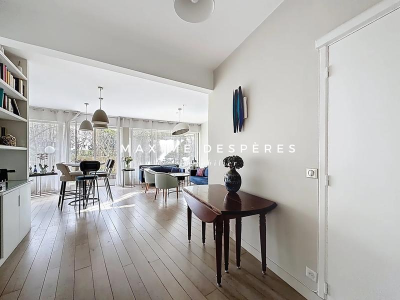 Appartement - 125 m² - 5 pièces