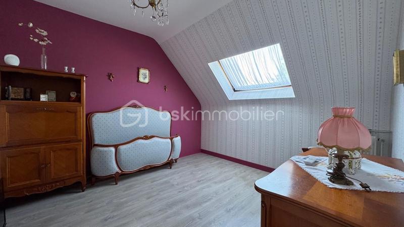 Maison traditionnelle - 136 m² - 8 pièces