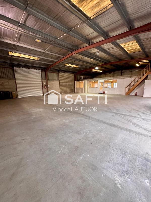 Local commercial - 450 m² - 2 pièces