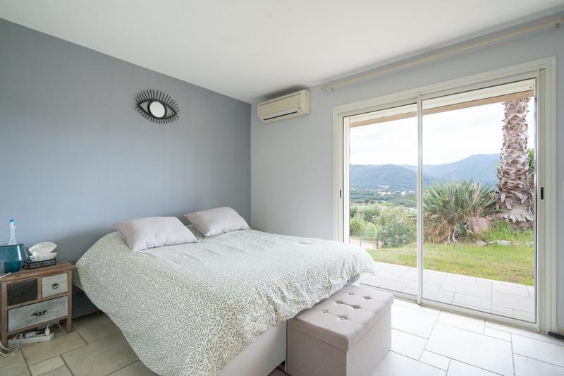 Maison - 79 m² - 3 pièces