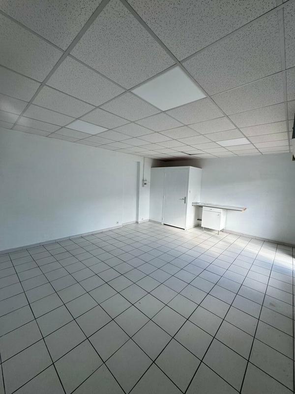 Local commercial - 54 m²