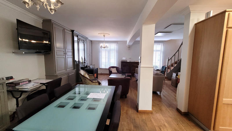 Appartement - 122 m² - 5 pièces