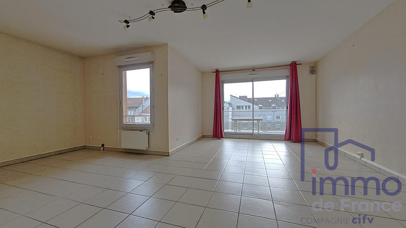Appartement - 105 m² - 5 pièces