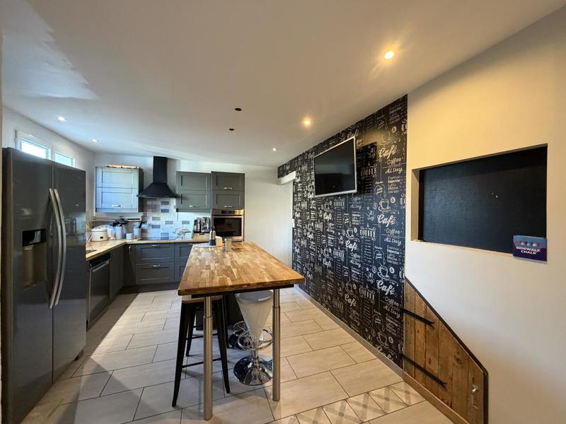 Maison ancienne - 122 m² - 7 pièces