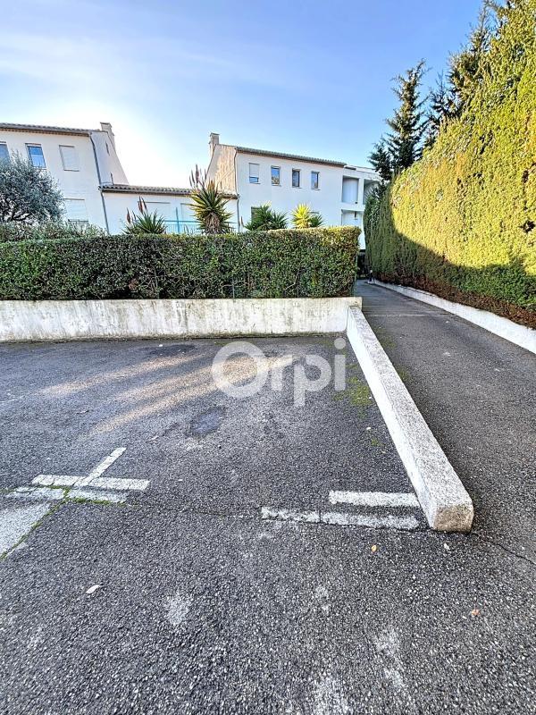 Studio - 27 m² - 1 pièce