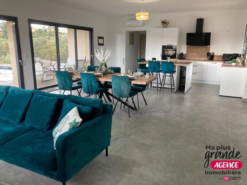 Maison - 156 m² - 5 pièces