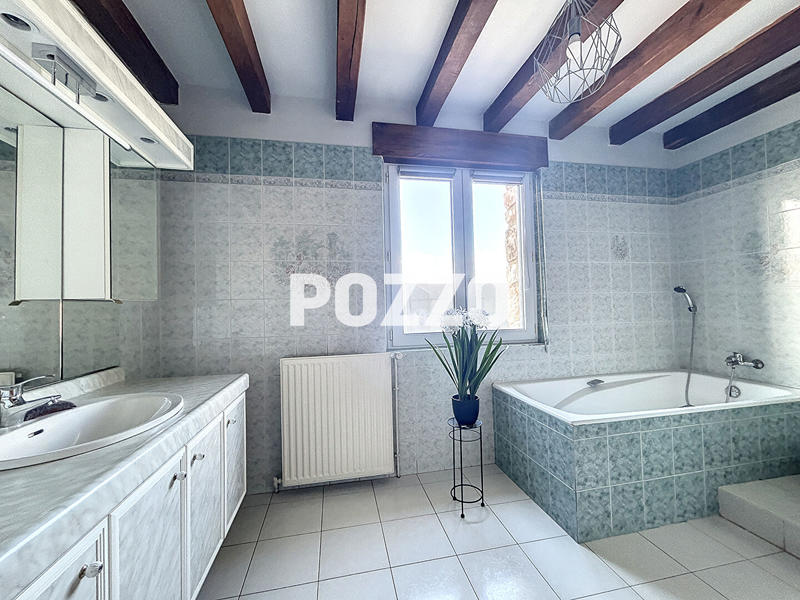 Maison - 160 m² - 7 pièces