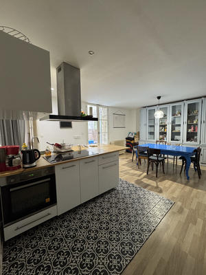 Appartement - 16 m² - 7 pièces