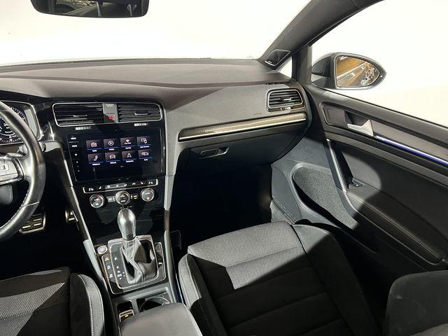 Volkswagen Golf VII (2) 2.0 Tsi 300 R 4motion Dsg7