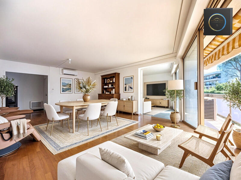 Appartement - 99 m² - 4 pièces