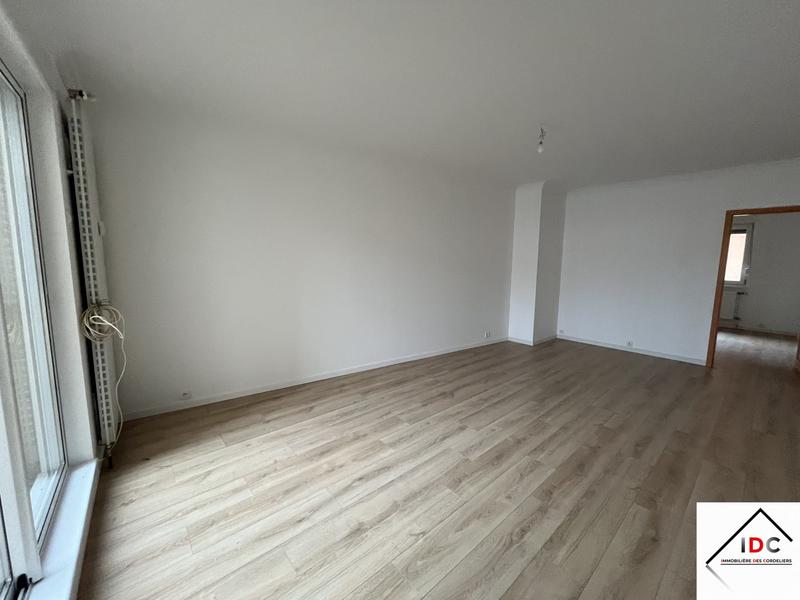 Appartement - 84 m² - 4 pièces