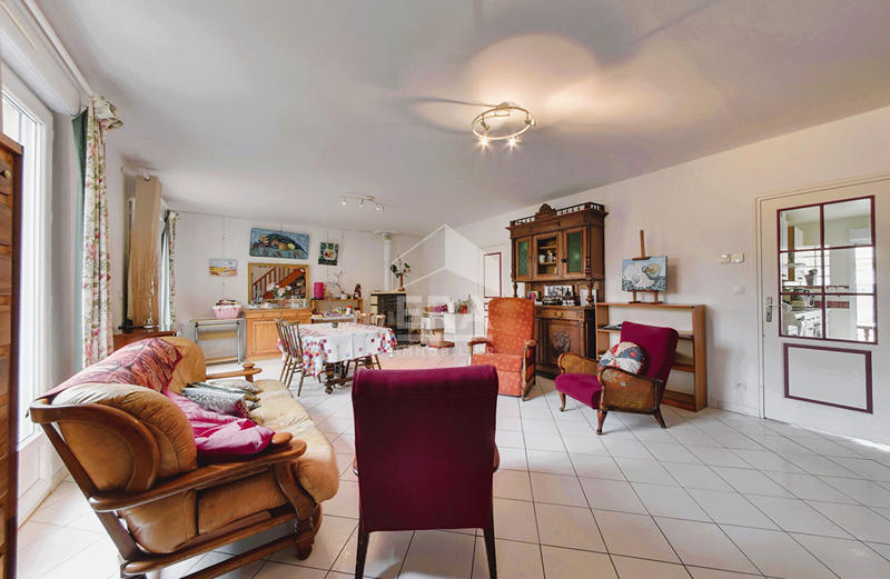 Maison - 179 m² - 6 pièces