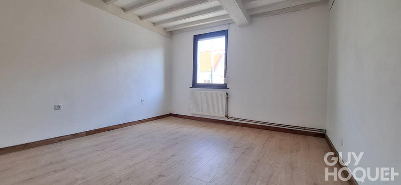 Maison - 180 m² - 9 pièces