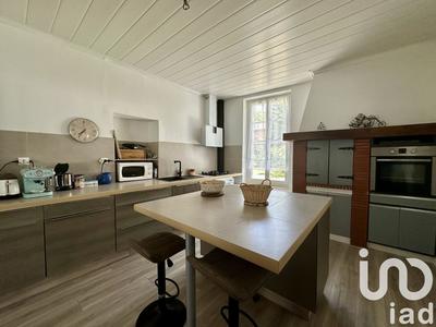 Maison - 265 m² - 7 pièces