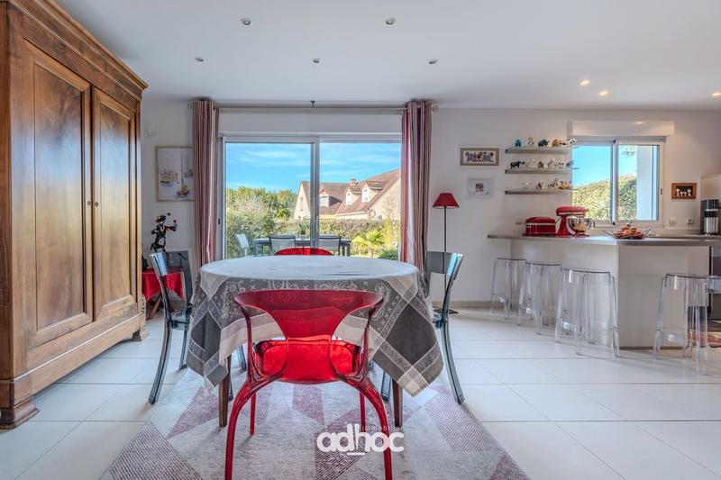 Maison traditionnelle - 160 m² - 7 pièces