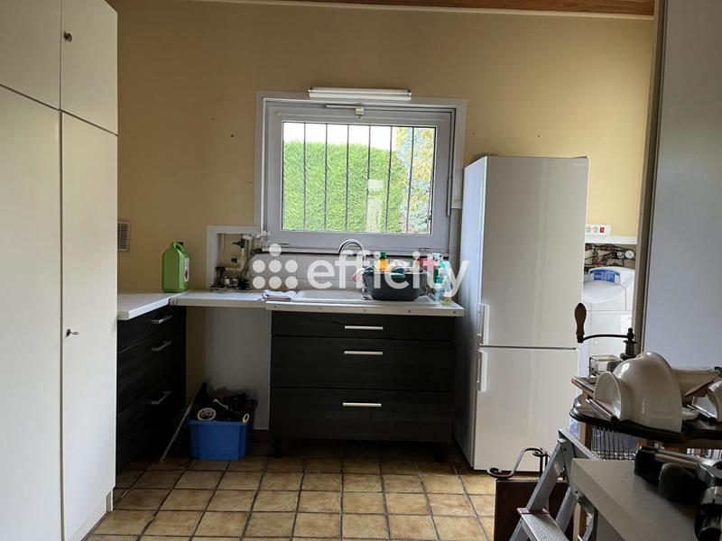 Maison - 302 m² - 8 pièces