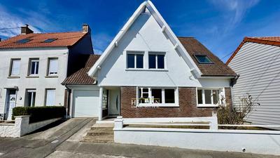 Maison - 121 m² - 6 pièces