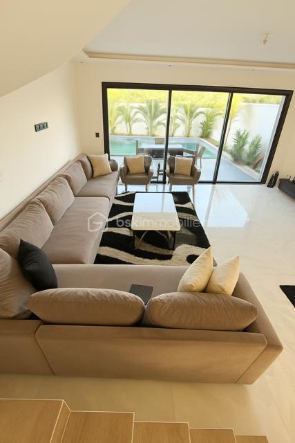 Maison - 115 m² - 5 pièces