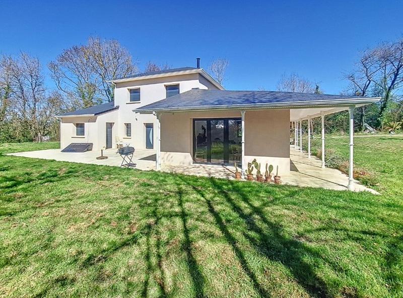 Maison contemporaine - 141 m² - 5 pièces