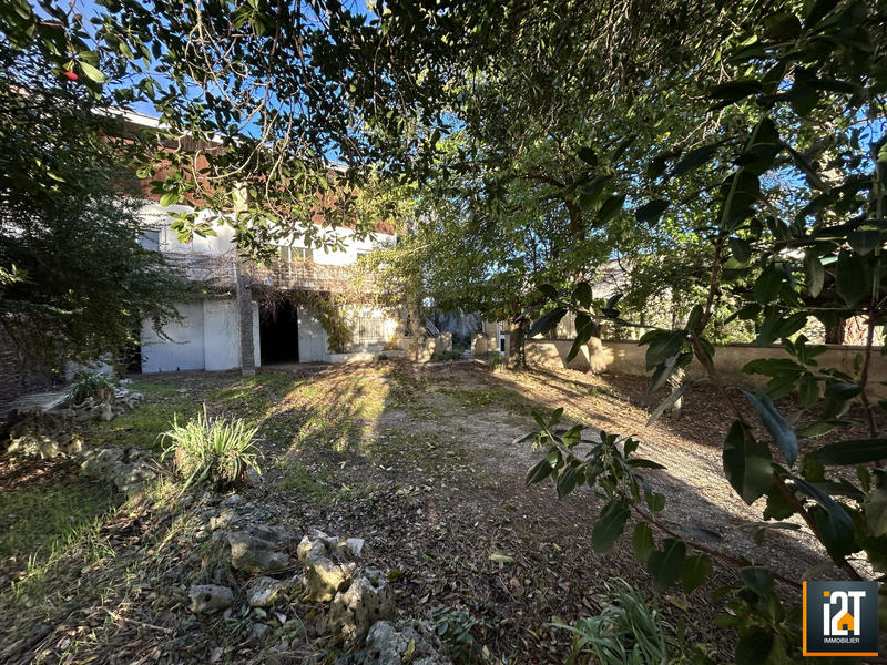 Maison traditionnelle - 132 m² - 3 pièces