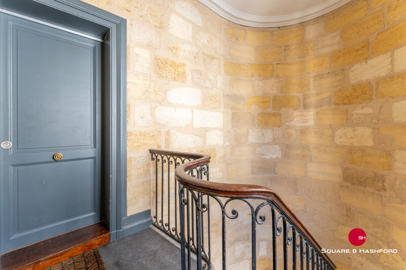 Appartement - 91 m² - 3 pièces