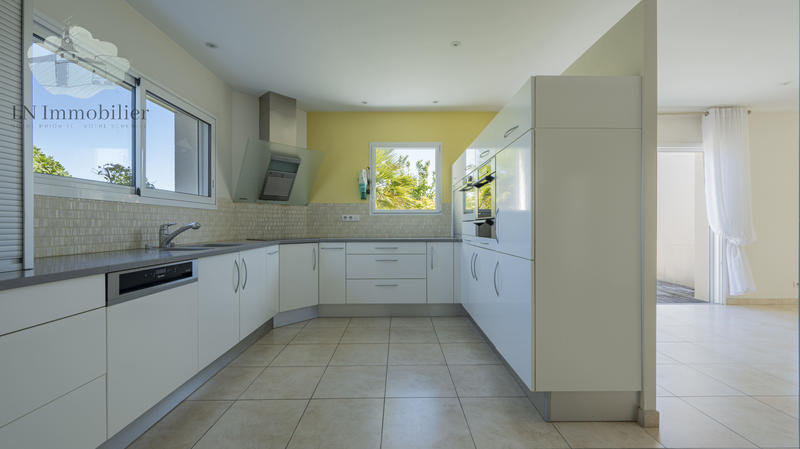 Maison - 162 m² - 6 pièces