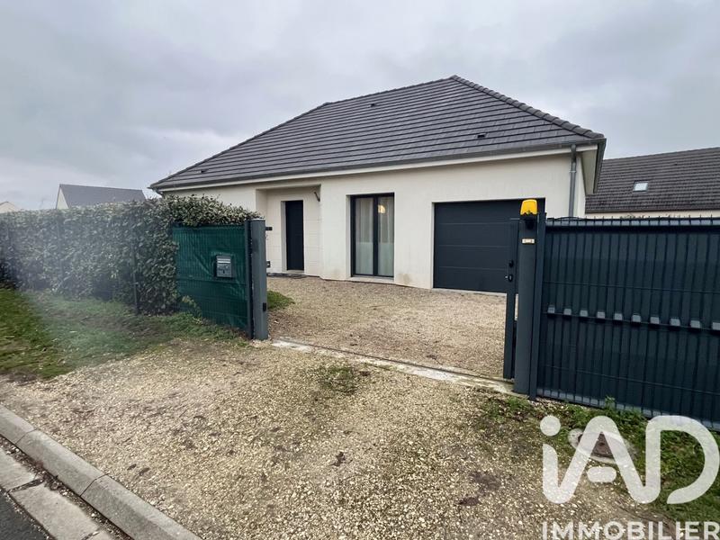 Maison - 90 m² - 4 pièces