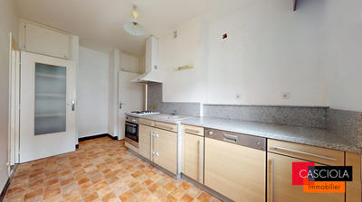 Appartement - 65 m² - 3 pièces