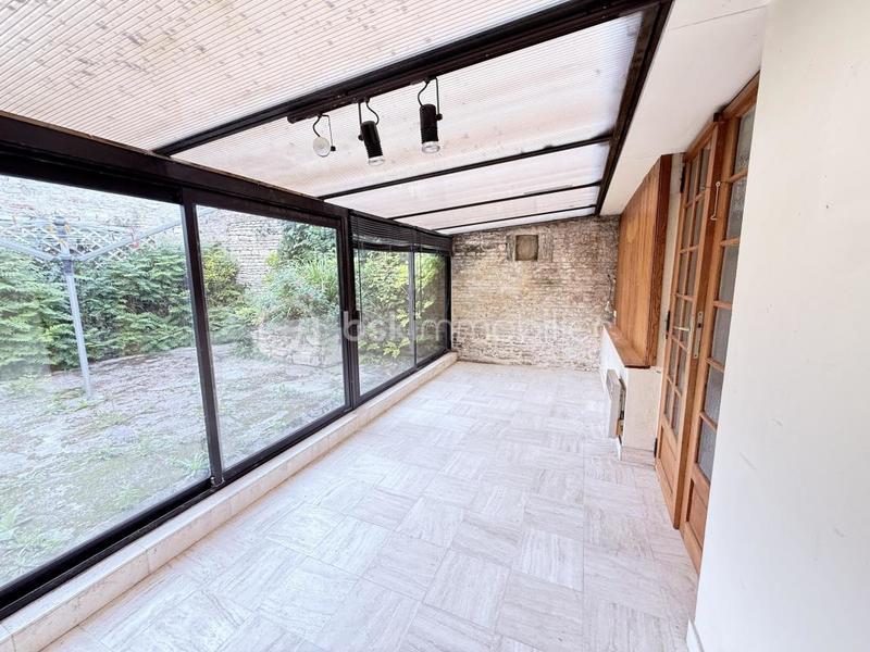 Maison - 185 m² - 10 pièces