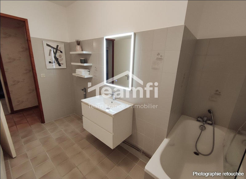 Maison - 110 m² - 4 pièces