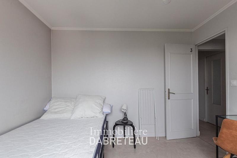 Appartement - 92 m² - 4 pièces
