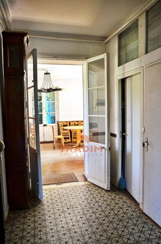 Maison - 425 m² - 14 pièces