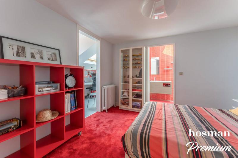 Maison - 215 m² - 8 pièces