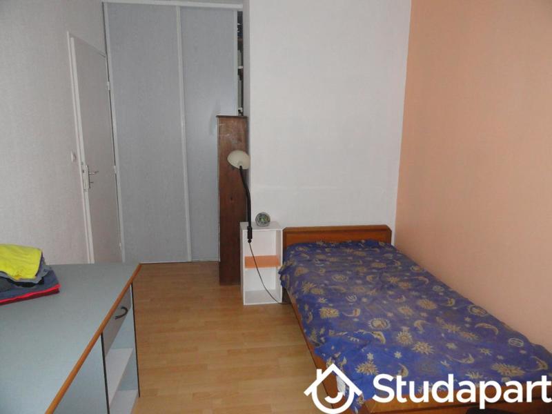 Chambre - 12 m² - 1 pièce