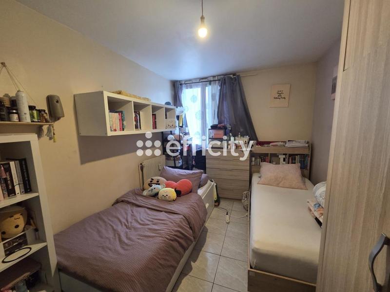 Appartement - 98 m² - 5 pièces