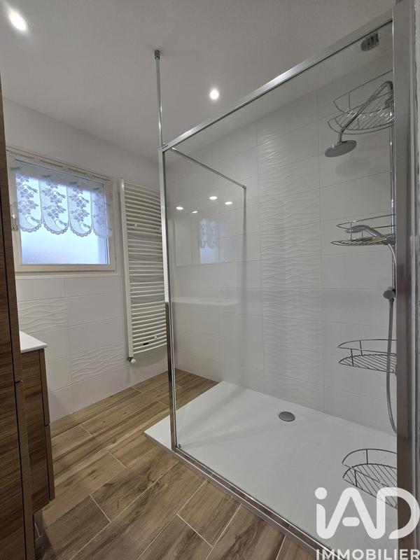 Maison - 122 m² - 7 pièces