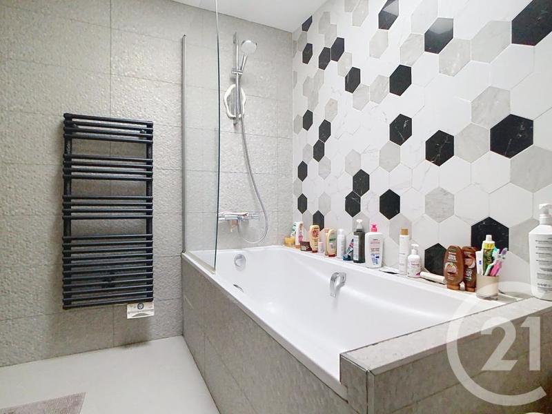 Maison - 154 m² - 6 pièces