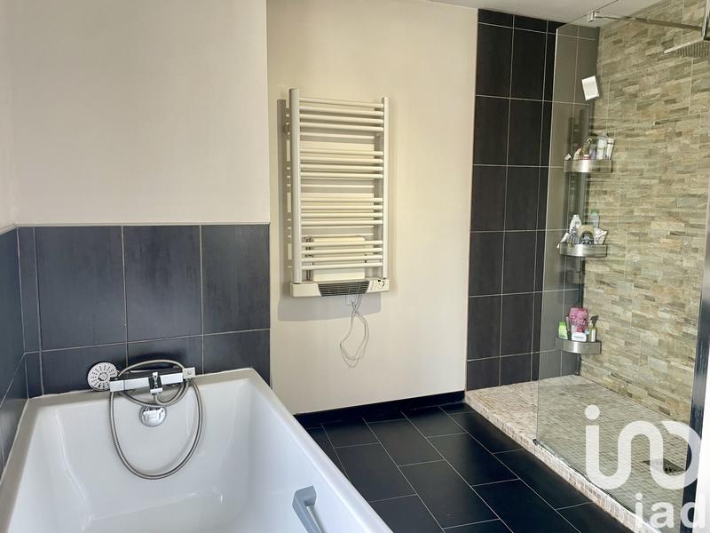 Maison de village - 93 m² - 5 pièces