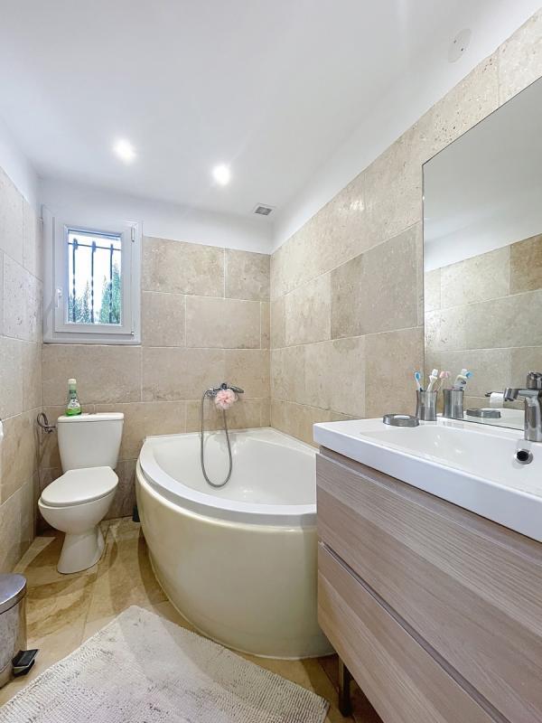 Villa - 153 m² - 6 pièces