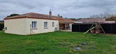 Propriété - 170 m² - 6 pièces