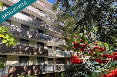 Appartement - 122 m² - 6 pièces