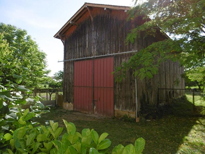 Maison - 235 m² - 9 pièces