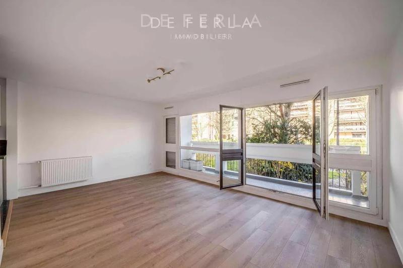 Appartement - 75 m² - 4 pièces