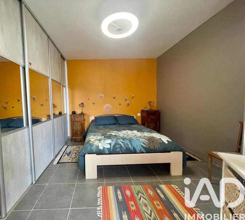 Maison - 90 m² - 5 pièces