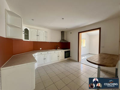 Maison - 182 m² - 10 pièces