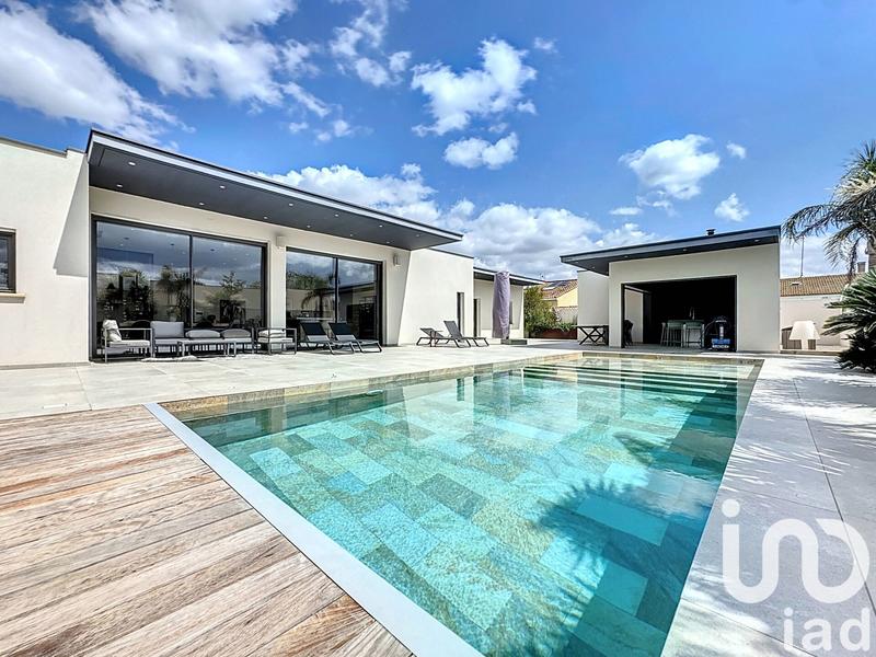 Maison - 230 m² - 7 pièces