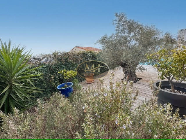 Maison - 176 m² - 5 pièces